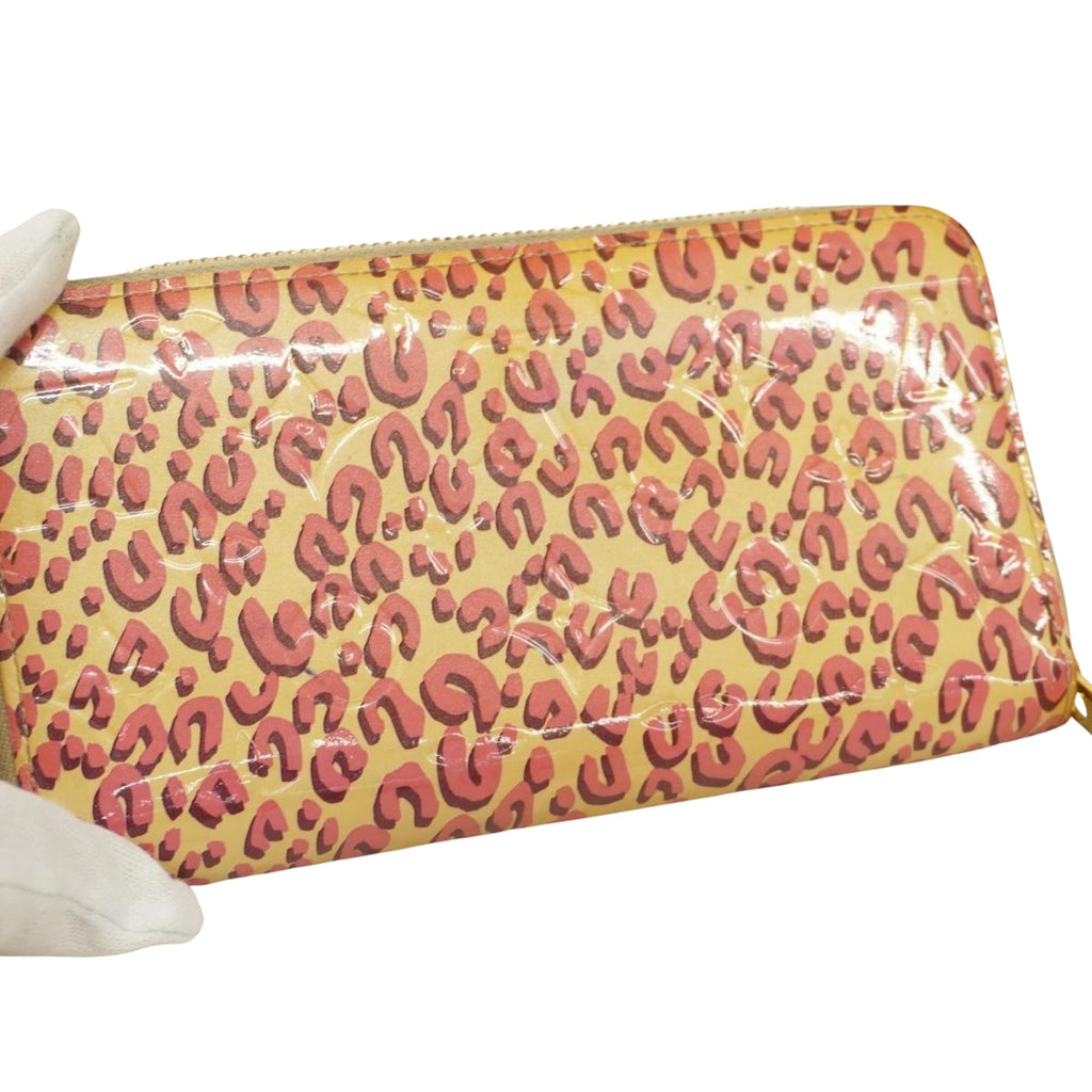 Louis Vuitton Zippy Wallet  Patent Leather Wallet  ()