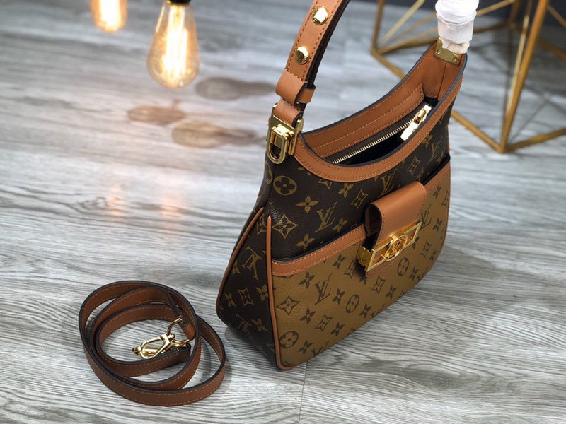 LOV2 Bags - Luxurious Bags  1712