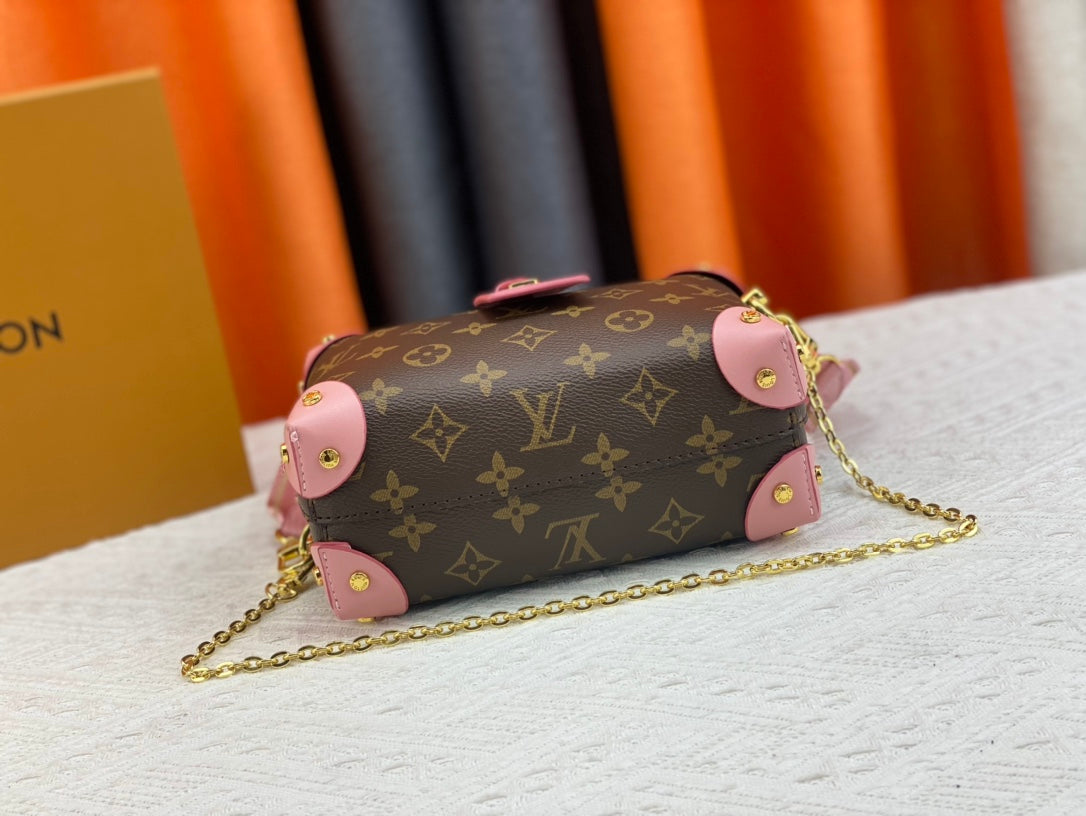 EN - New Arrival Bags LUV 661