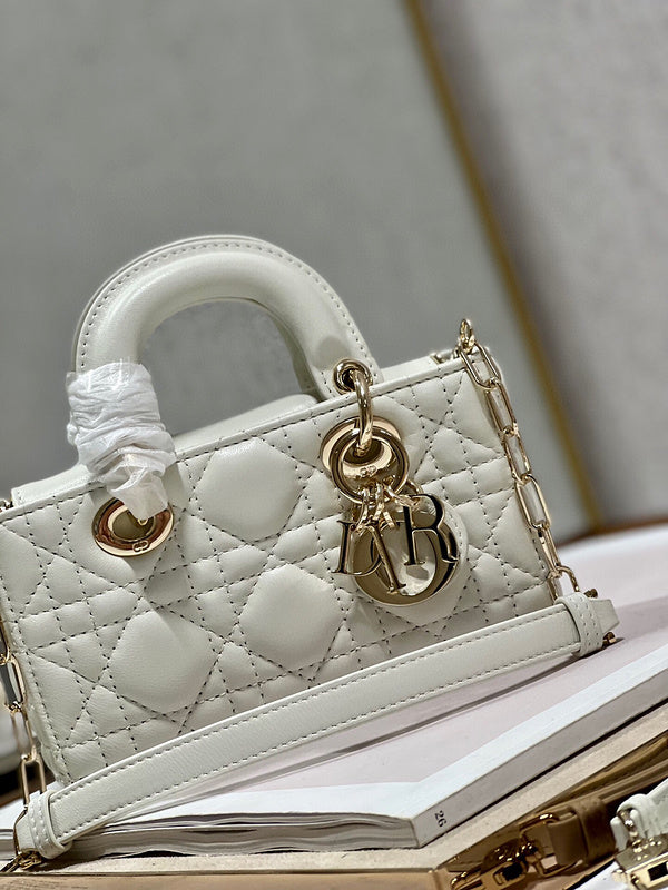 ELE - Dir Bags - 1802