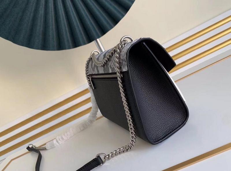 SAMC - LOV Bags - 2611