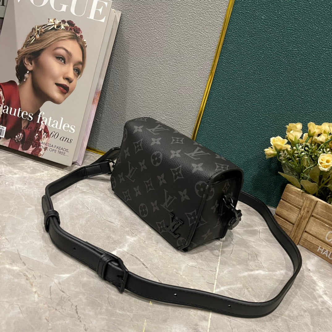 EN - Luxury Bags LUV 868