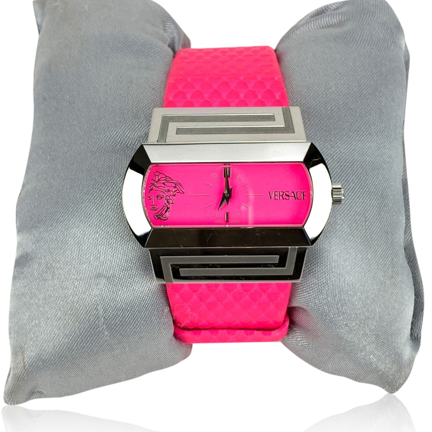VERSACE Fluo Pink Fuchsia Psq 99 Ladies Hippodrome Wrist Watch