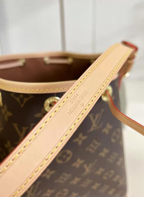 SAMC - LOV Bags - 2024