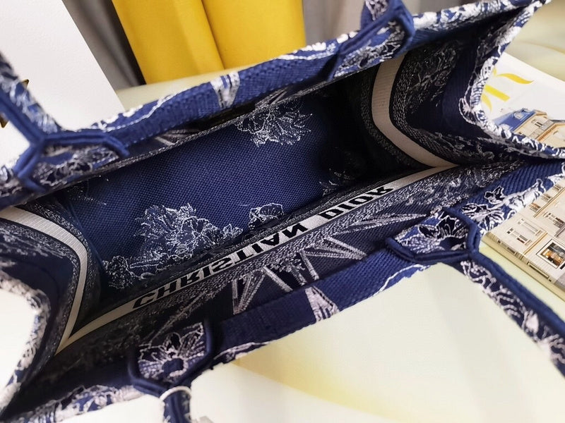 ELE - Dir Bags - 1740