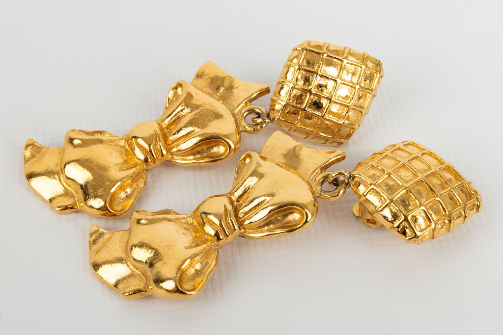 Boucles d'oreilles dorÃƒÆ’Ã‚Â©es Chanel