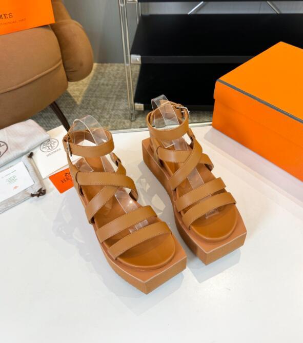 SAMC - HMS Women Shoes - 700