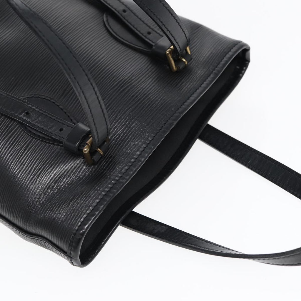 Louis Vuitton Bucket  Leather Shoulder Bag
