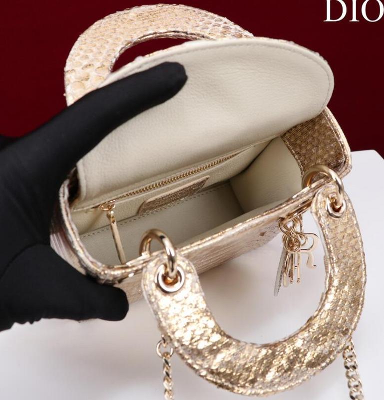 SAMCC - DOR Bags - 098