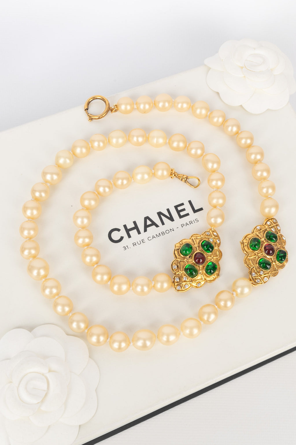 Collier byzantin Chanel