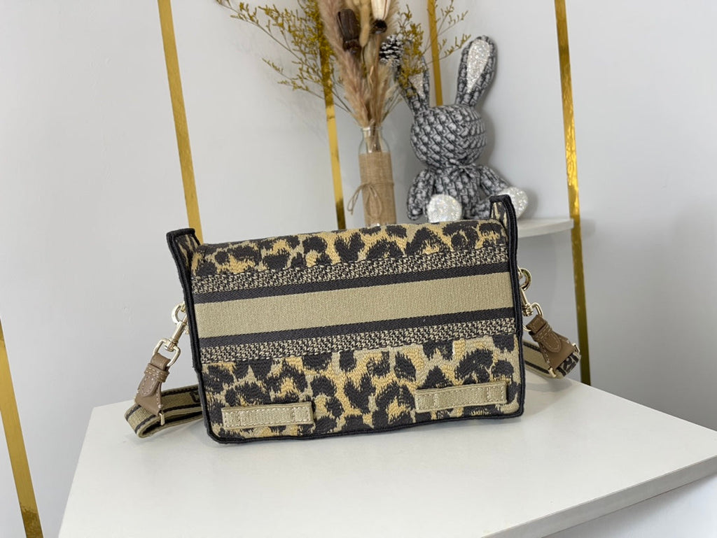 EN - New Lux Bags DIR 335