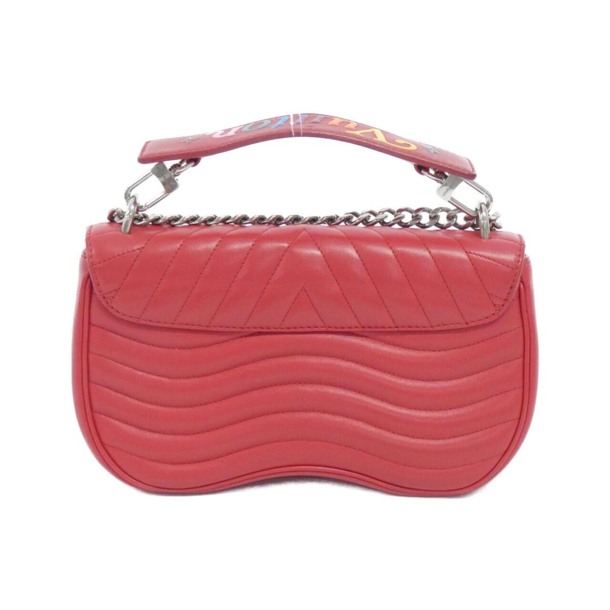 Louis Vuitton New Wave Chain Bag MM M51943