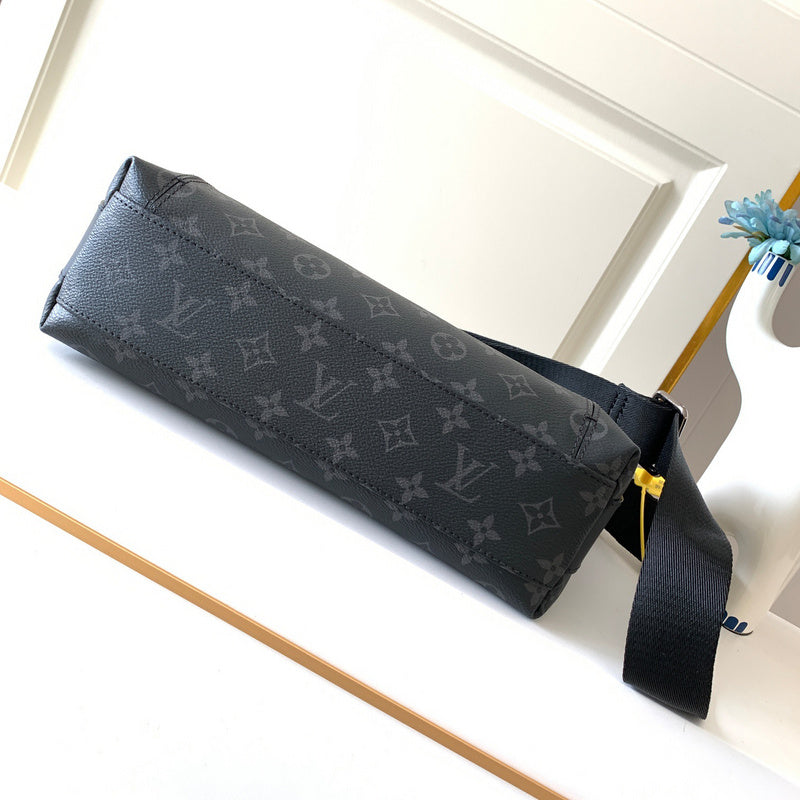 LOV2 Bags - Luxurious Bags  1550
