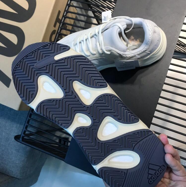 SAMC - YZO Sneakers - 352