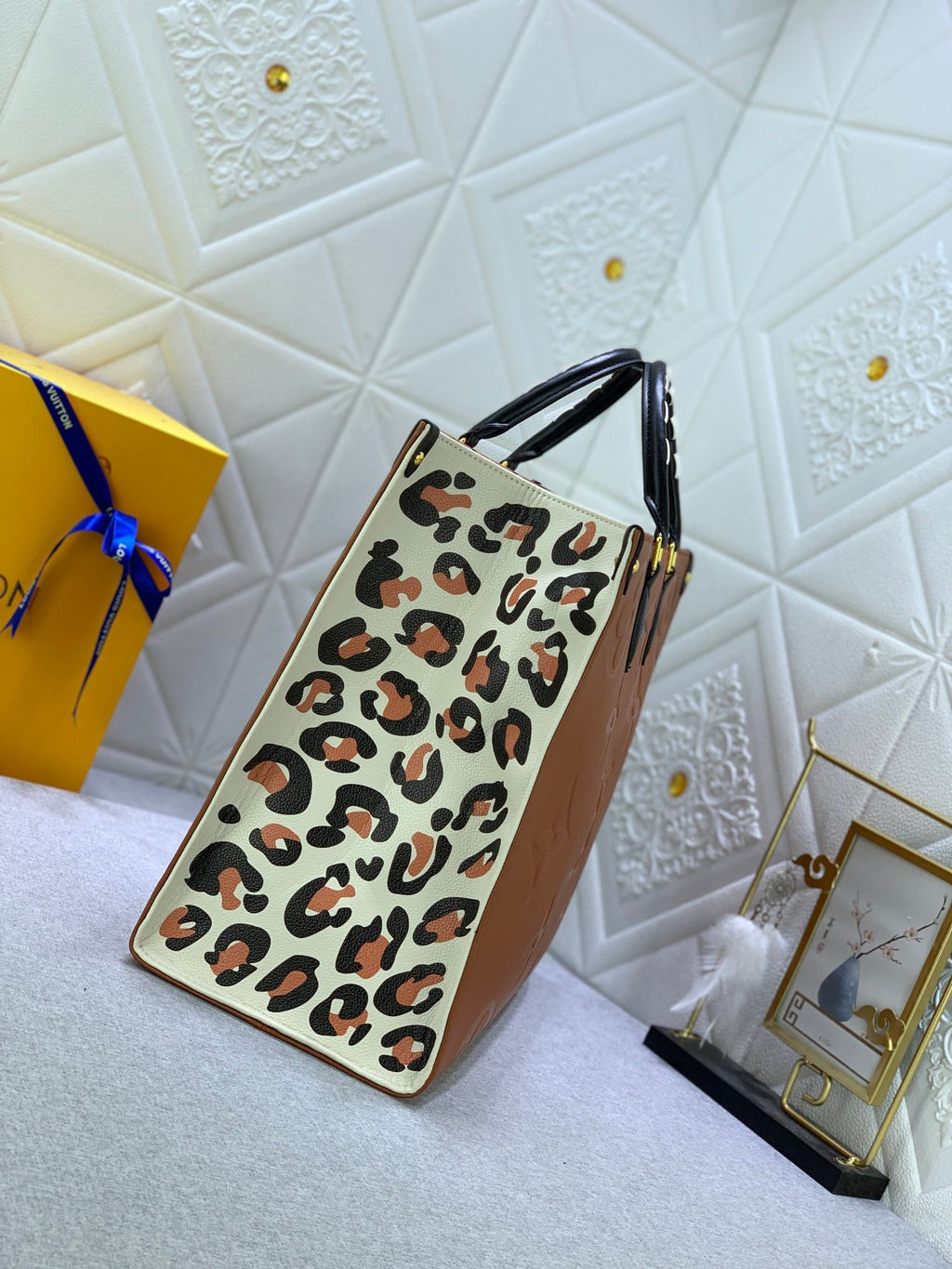 EN - Luxury Bags LUV 752