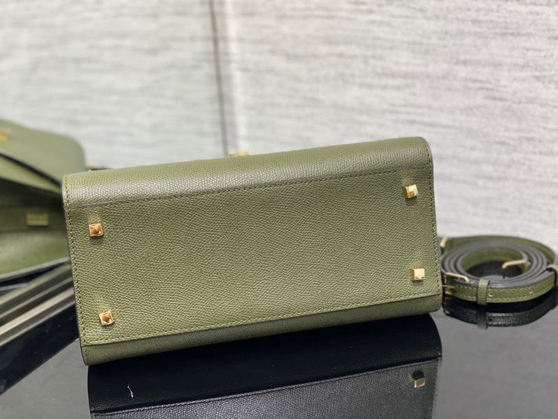 ELE - HMS Bags - 023