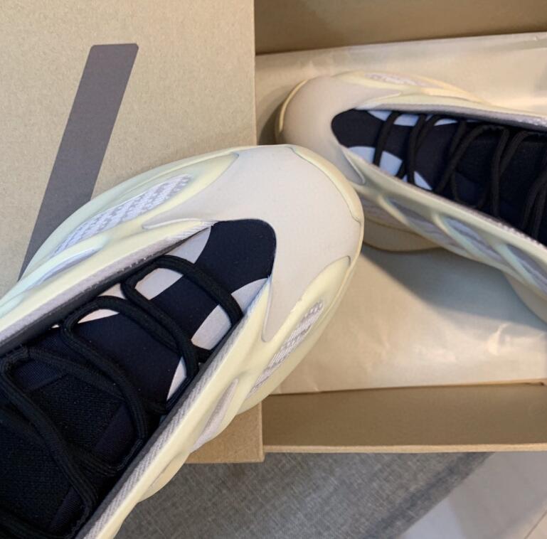 SAMC - YZO Sneakers - 331