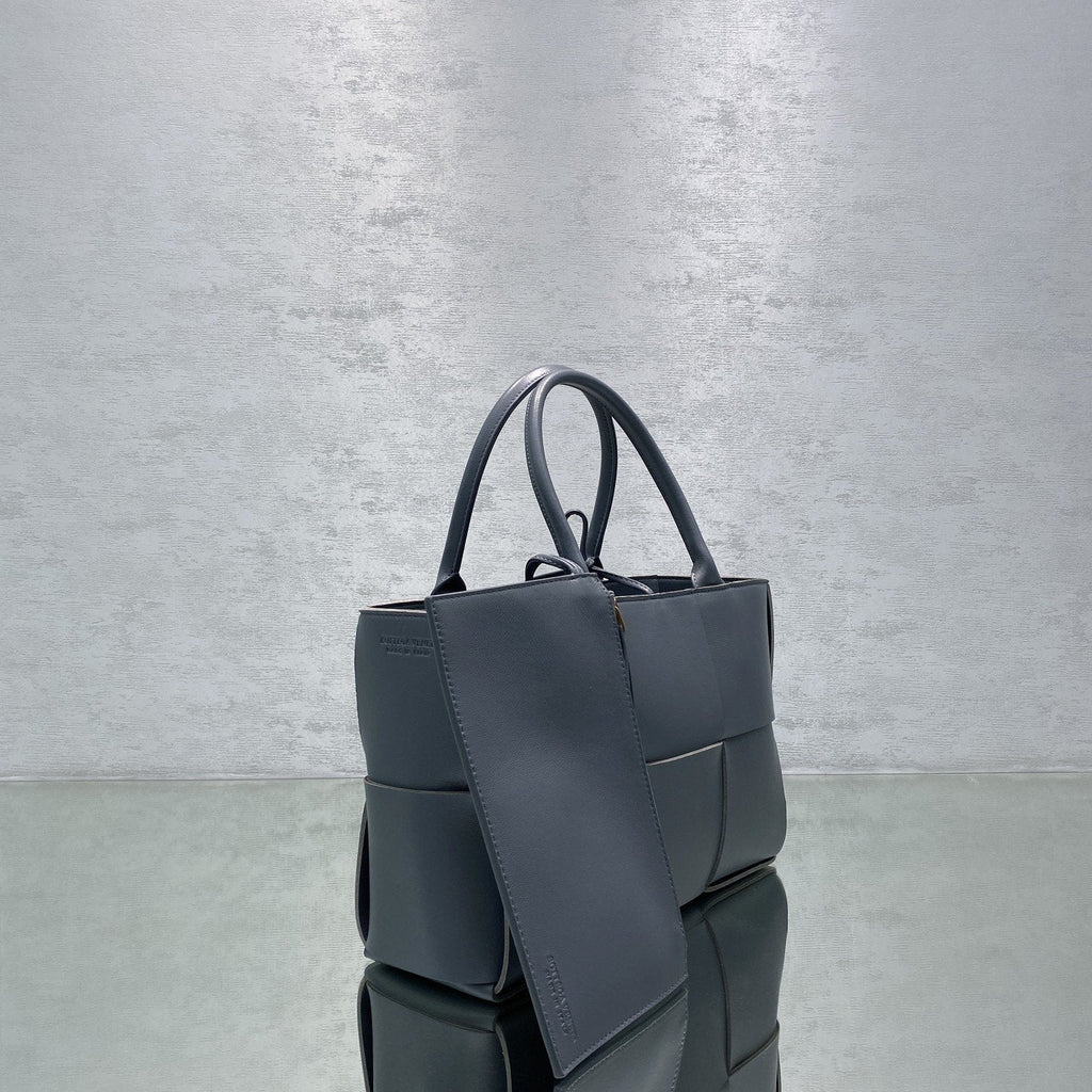 GLAMI Small Arco Tote Bag Gray, For Women, Bags 14.2in/36cm