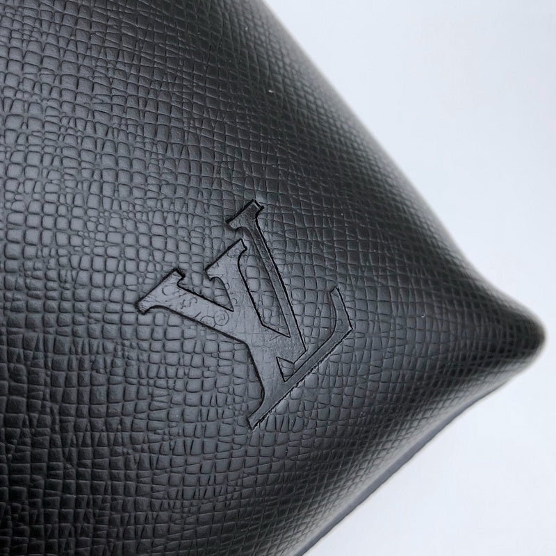 LOV2 Bags - Luxurious Bags  2713
