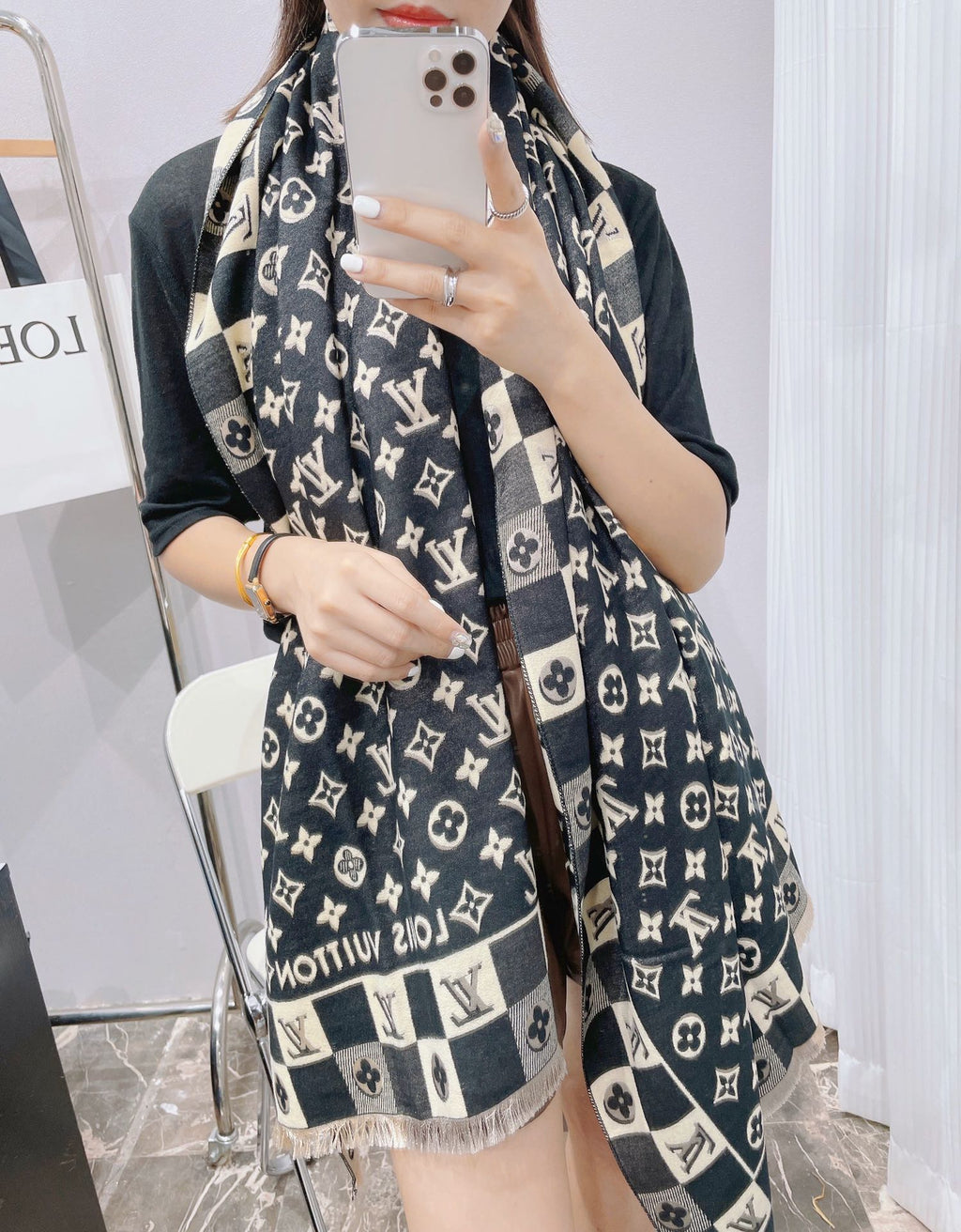 EN - Luxury LUV  Scarf 017