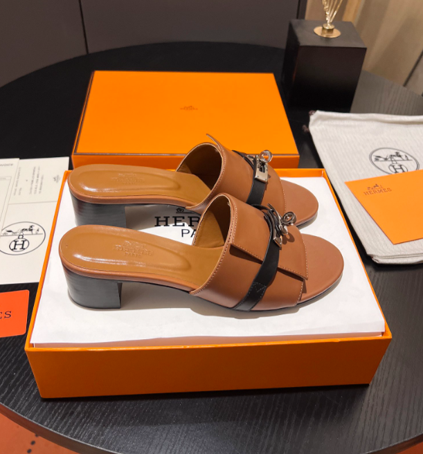 SAMC - HMS Women Shoes - 584