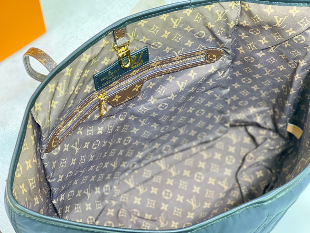EN - New Bag LUV 623