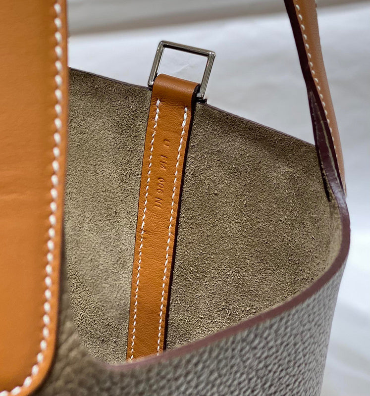 ELE - HMS Bags - 035