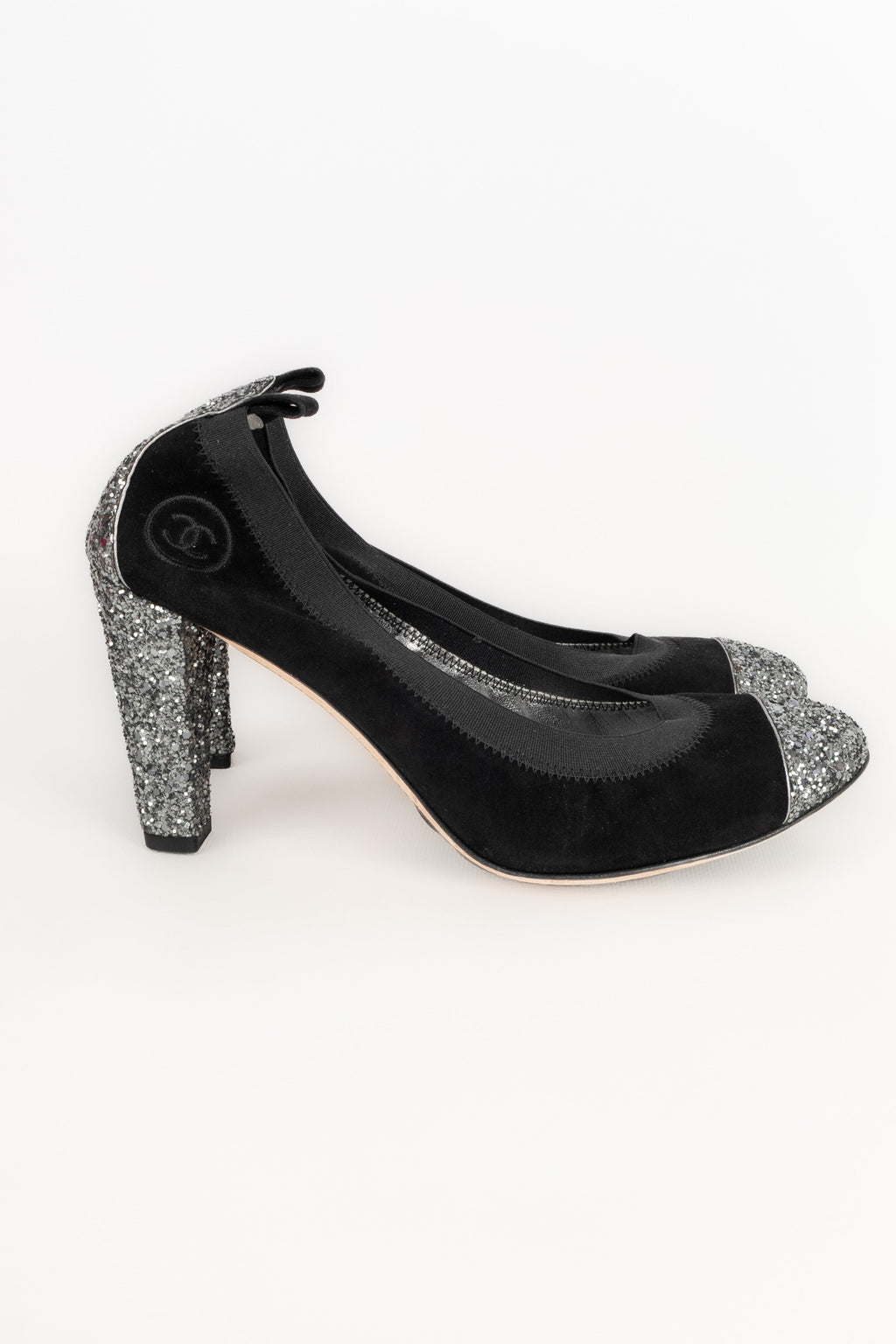 Escarpins à paillettes Chanel
