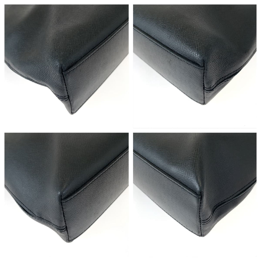 Louis Vuitton Taiga Anton Tote Bag