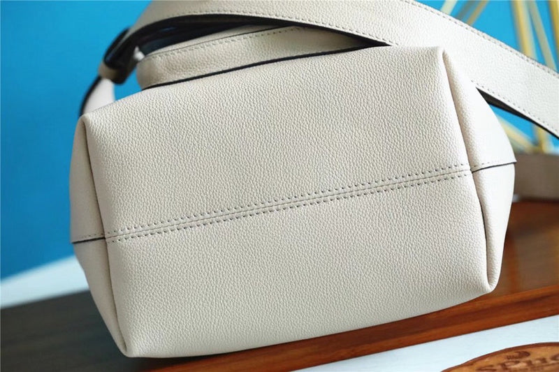 ELE - LUV Bags - 011