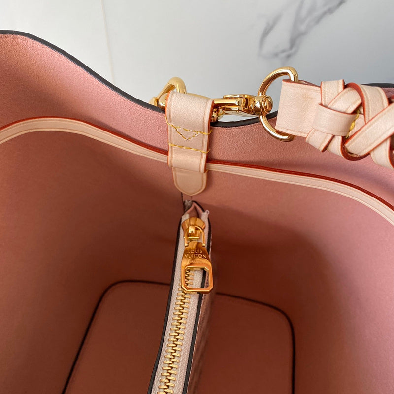 LOV2 Bags - Luxurious Bags  2699