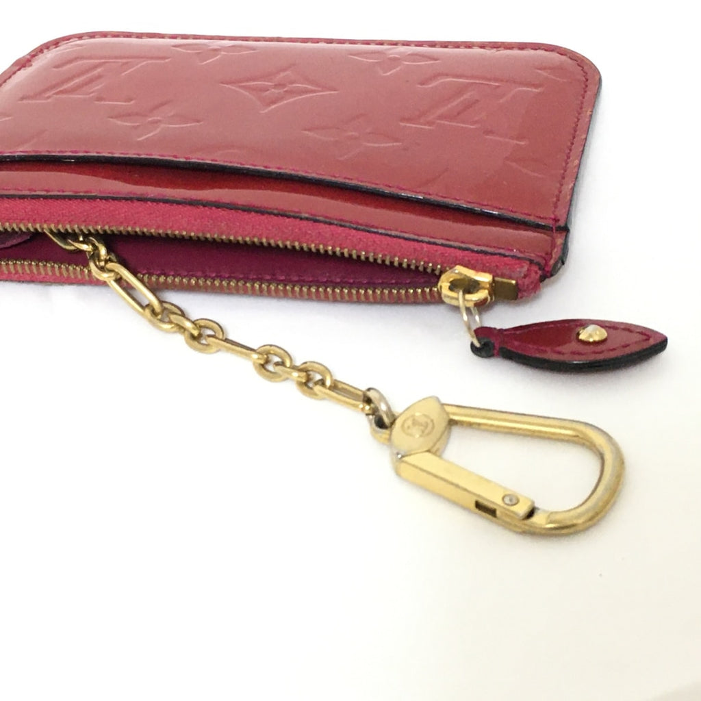 Louis Vuitton Pochette Clés  Patent Leather Wallet  ()