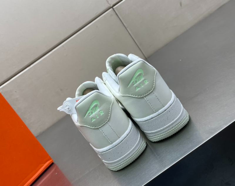 SAMC - NKE Shoes - 021
