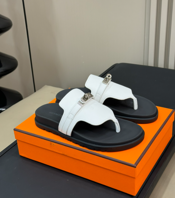 SAMC - HMS Women Shoes - 690