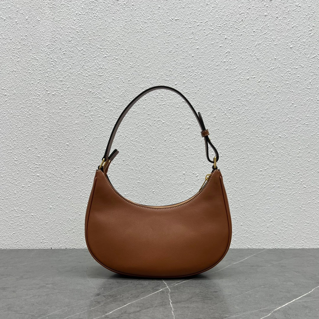 GLAMI Ava Bag With Triomphe Embroidery Tan For Women 9in/23cm 193953EFS.04LU