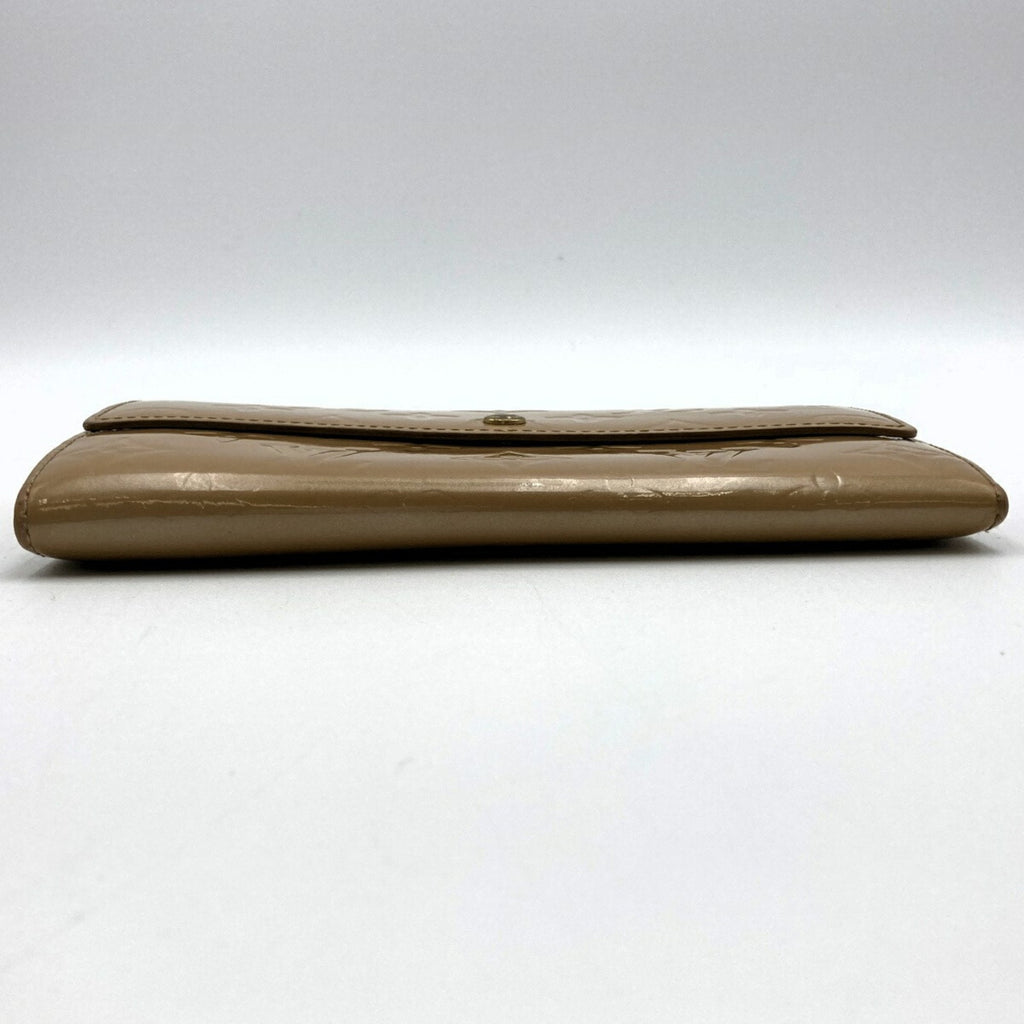 Louis Vuitton Sarah  Patent Leather Wallet  ()