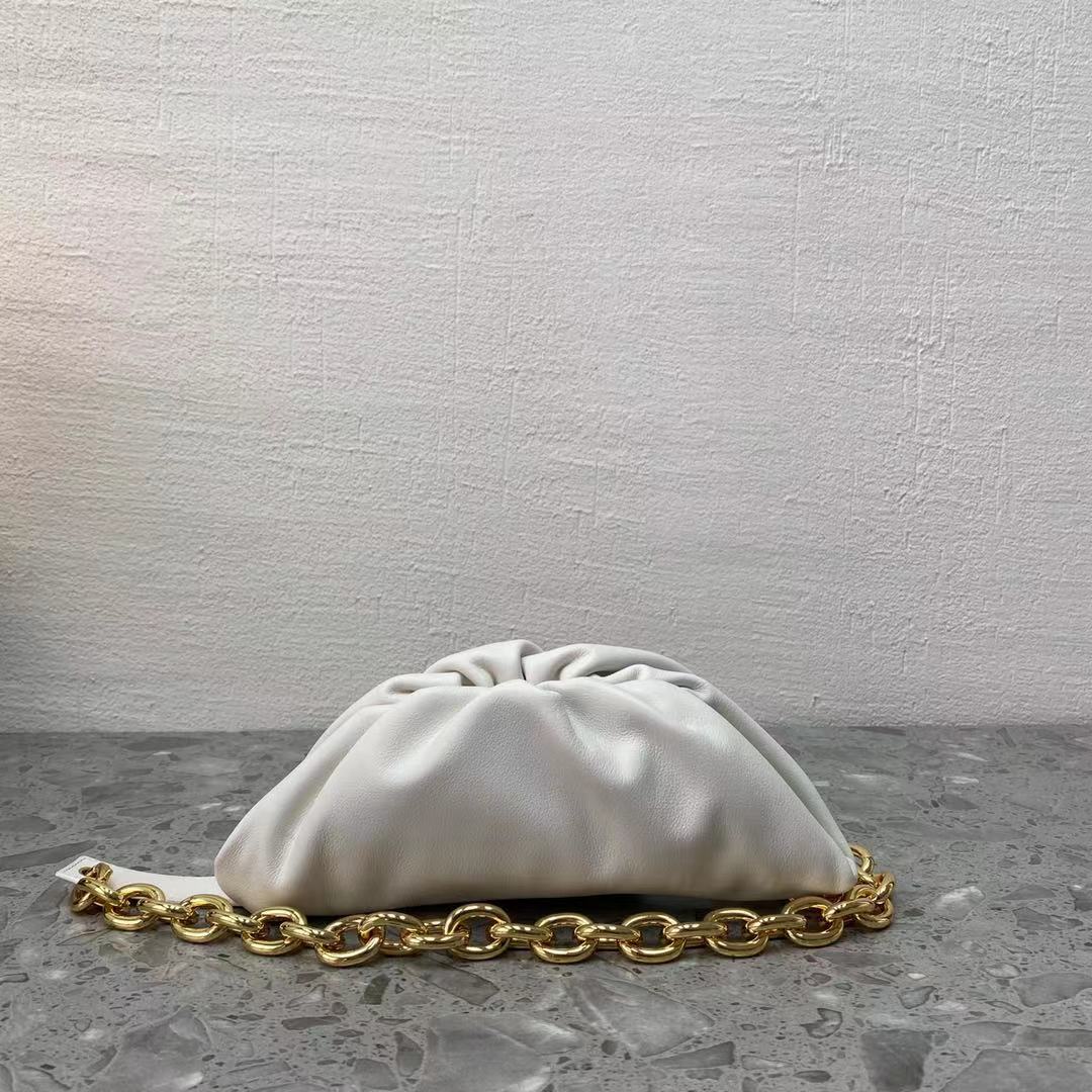 GLAMI Chain Pouch White, For Women, WomenÃƒÂ¢Ã¢â€šÂ¬Ã¢â€žÂ¢s Bags 12.2in/31cm