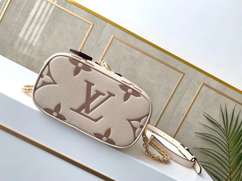 LOV2 Bags - Luxurious Bags  2543