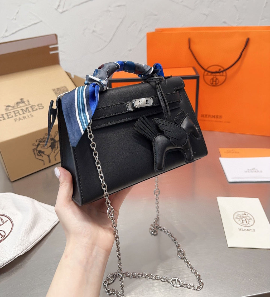 EN - New Arrival Bags HM 140