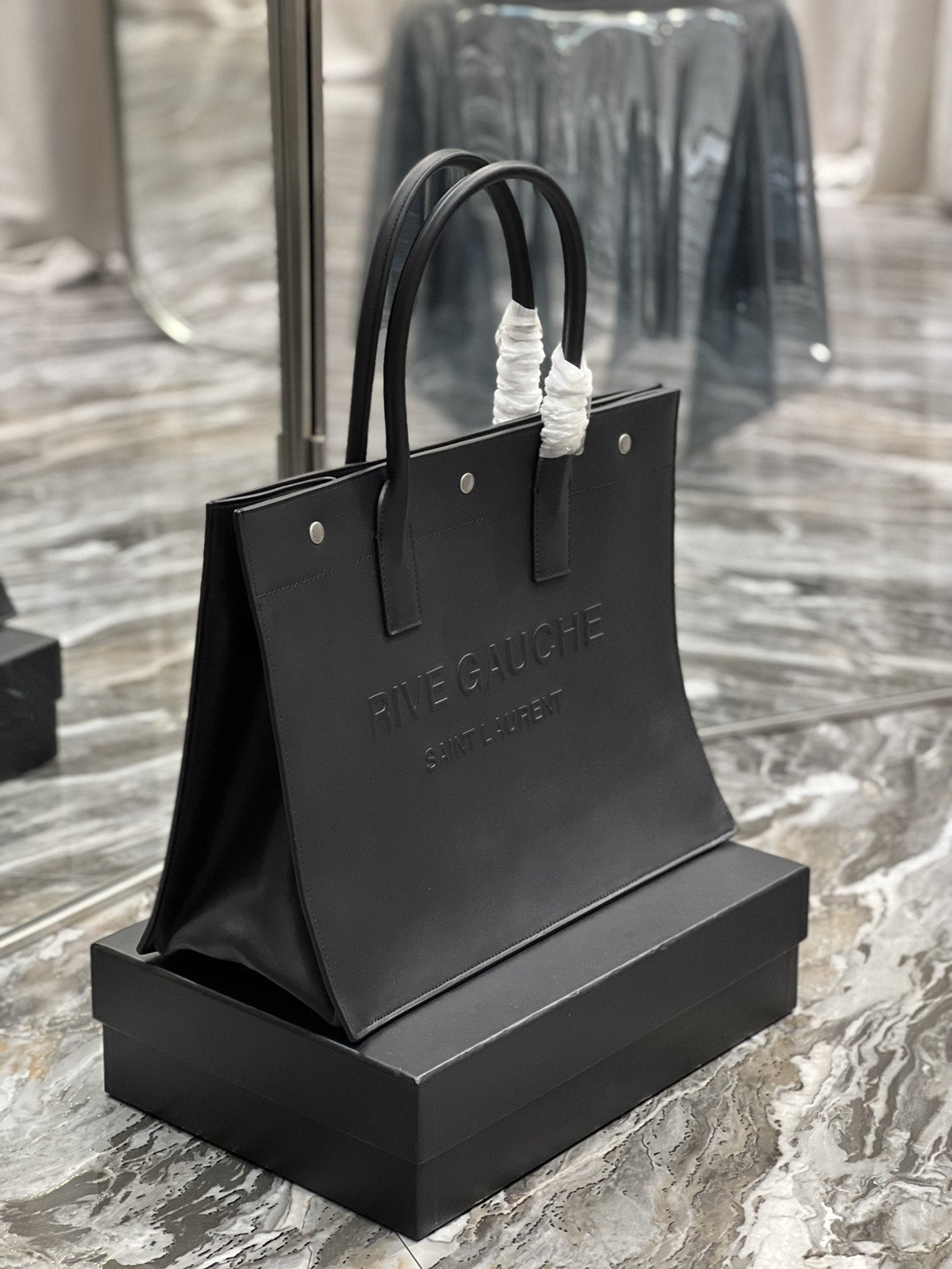 GLAMI Rive Gauche Small Tote Bag In Black Noir For Women 15.4in/39cm YSL 686266CWTFE1000