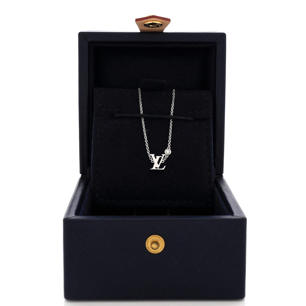 Louis Vuitton Idylle Blossom LV Pendant Necklace 18K White Gold with Diamond
