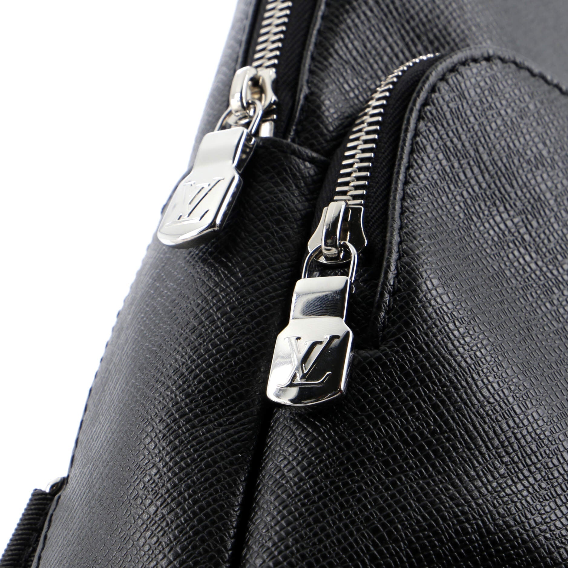 Louis Vuitton Avenue Sling Bag Taiga Leather