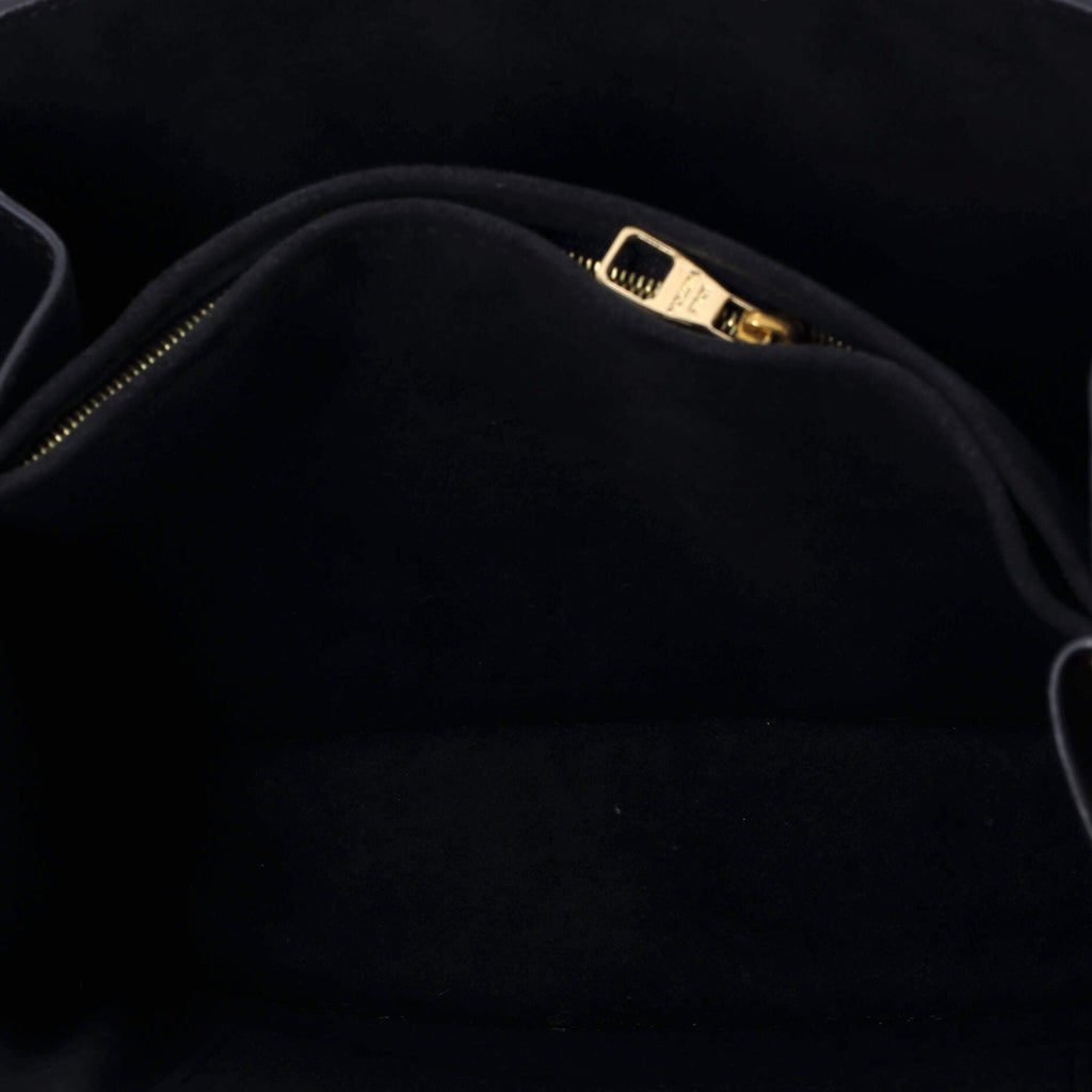 Louis Vuitton Dauphine Shoulder Bag Calfskin MM