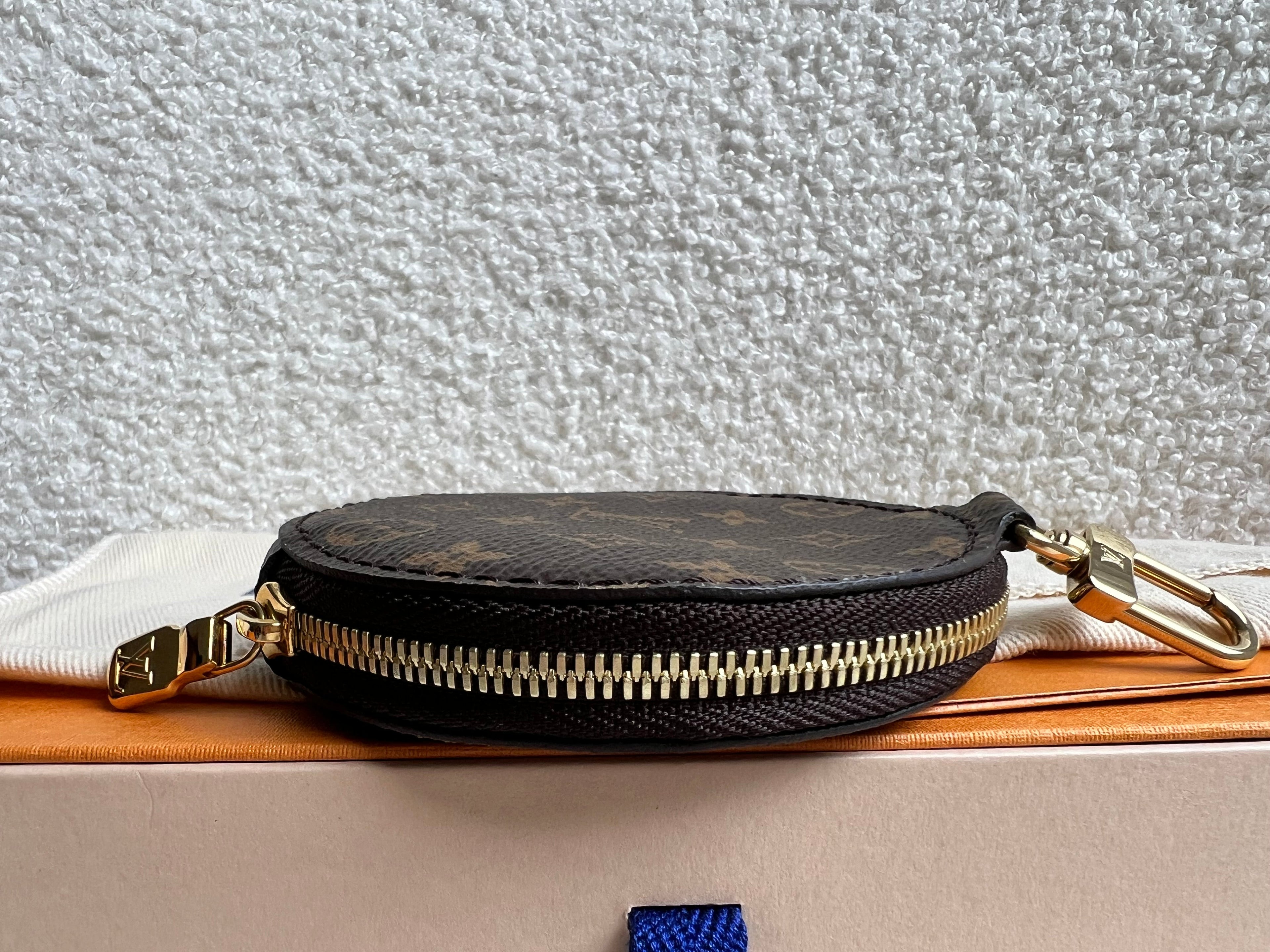 Louis Vuitton Round Coin Purse Monogram