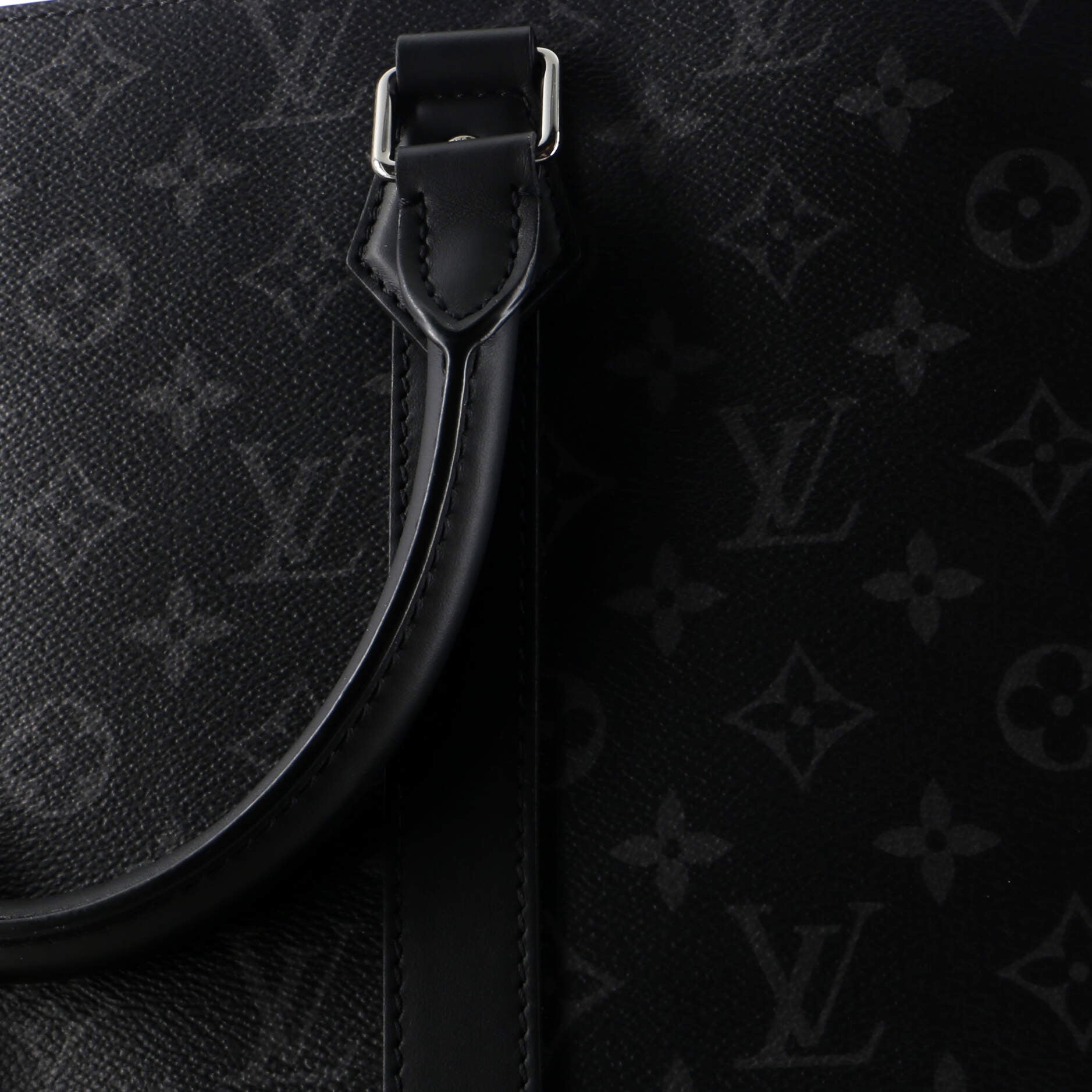 Louis Vuitton Sac Plat Bag Monogram Eclipse Canvas