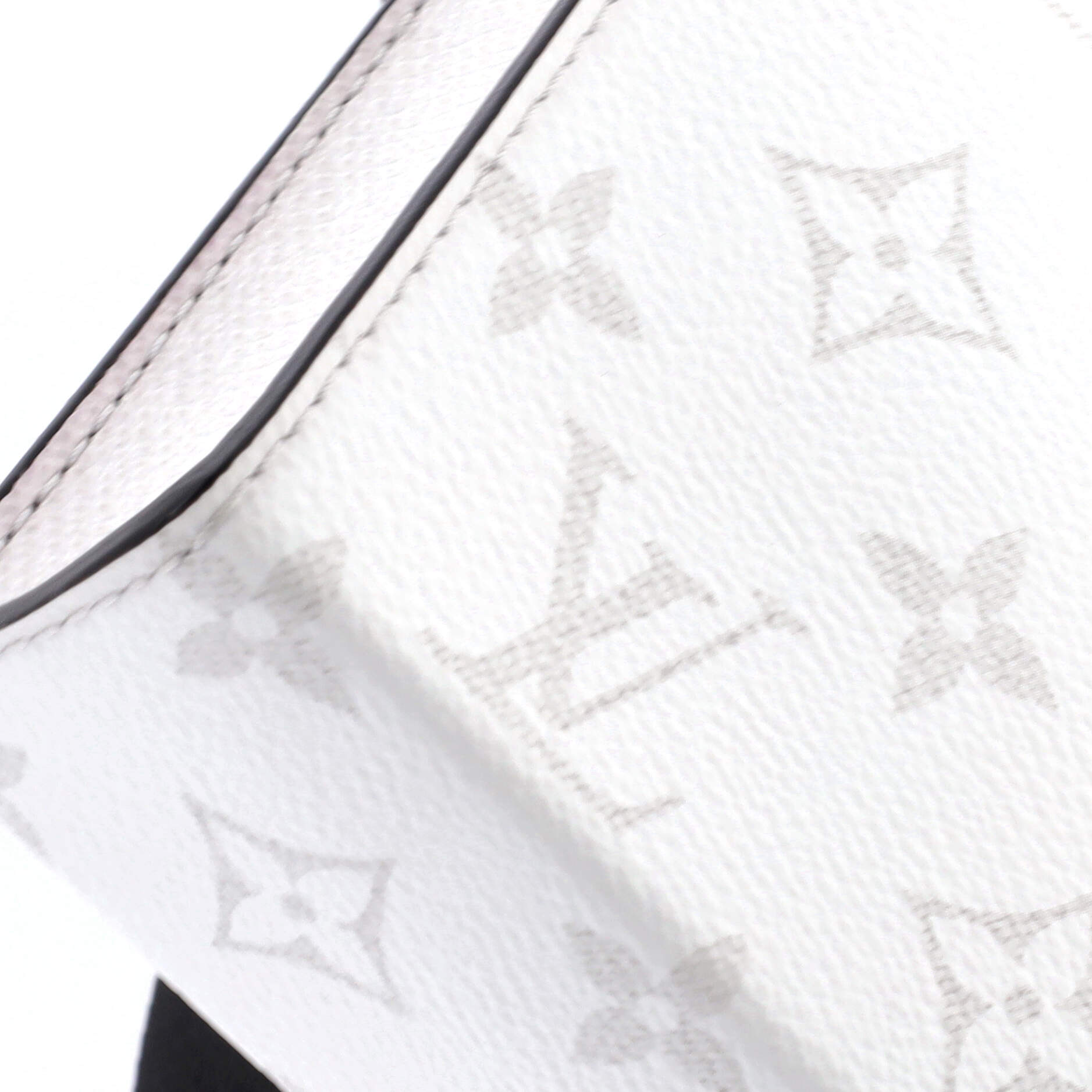 Louis Vuitton Gaston Wearable Wallet Monogram Taigarama