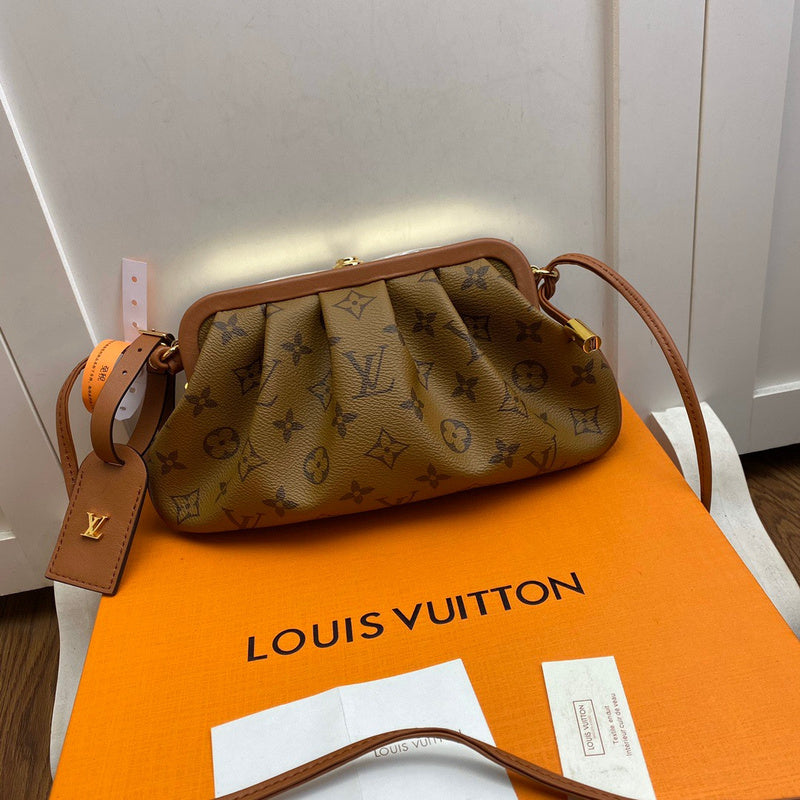 LOV2 Bags - Luxurious Bags  1817