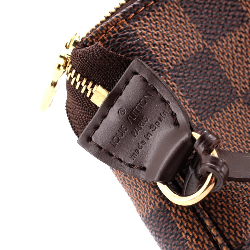 Louis Vuitton Pochette Accessoires Damier