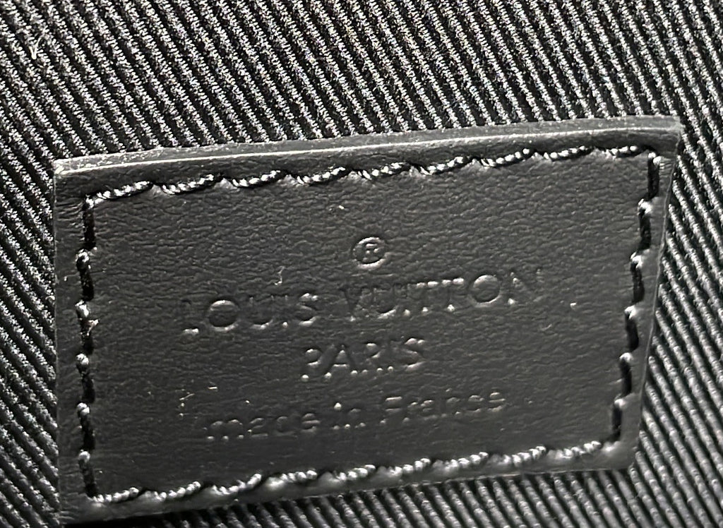 Louis Vuitton Steamer Wearable Wallet Monogram Taurillon Leather