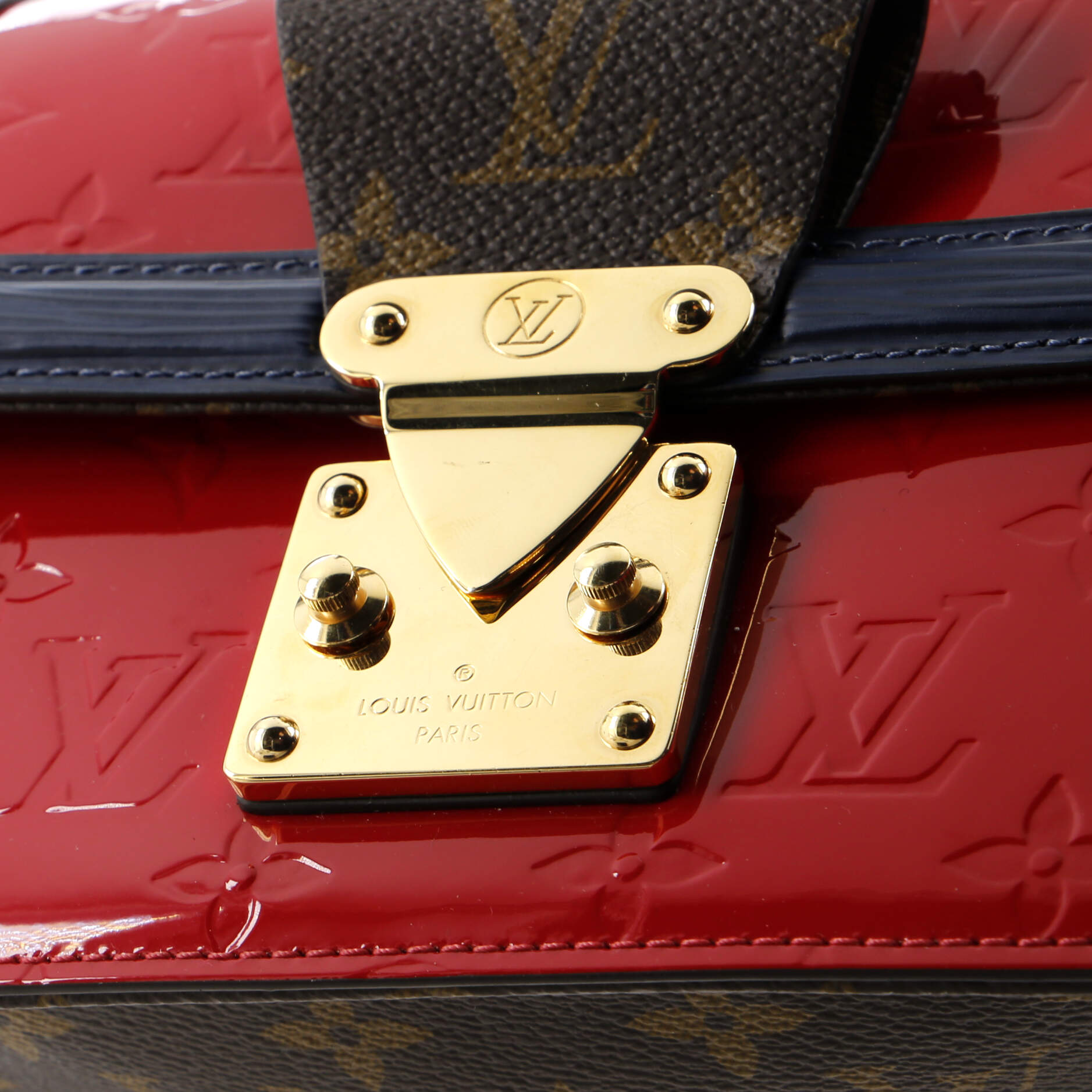 Louis Vuitton Wynwood Handbag Monogram Vernis with Monogram Canvas and Epi Leather